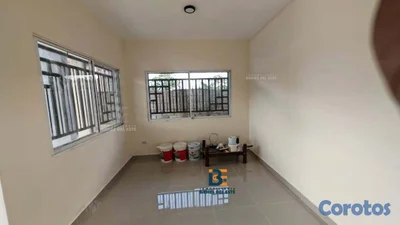 Se Alquila Casa de Tres habitaciones la entrada de