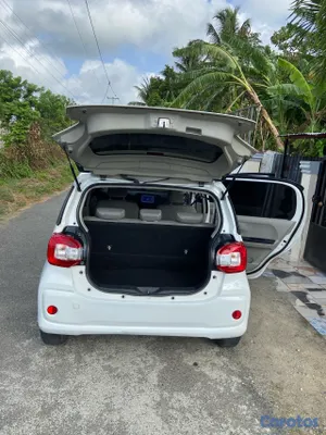 carros - dahiatsu boon Toyota passo 10