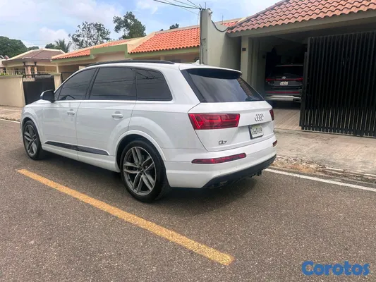jeepetas y camionetas - Audi Q7 prestige technik package 2018
Clean carfax 6