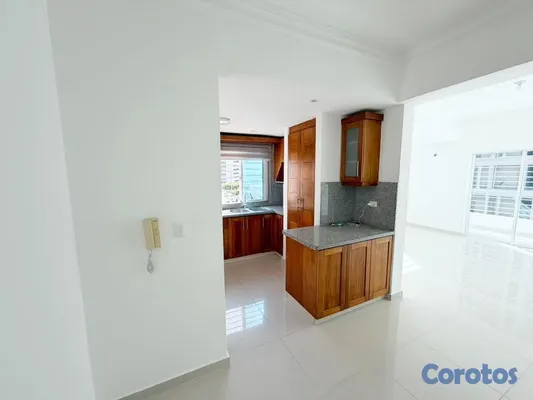 apartamentos - Apartamento en alquiler en Evaristo Morales 2