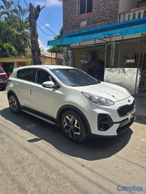 jeepetas y camionetas - Kia Sportage 2021 Motor DOHC Negociable 4