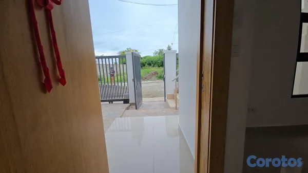 casas - Casa en alquiler en Palmas del Valle con terraza privada 7