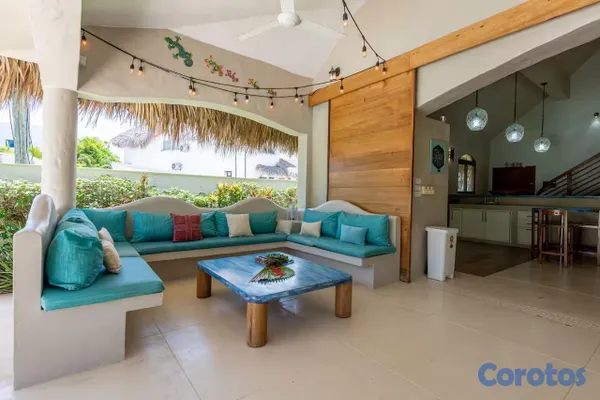 casas vacacionales y villas - 🔥 ¡OPORTUNIDAD EN LAS TERRENAS! Villa Caribeña: 5 Hab a 300m de la playa. 3
