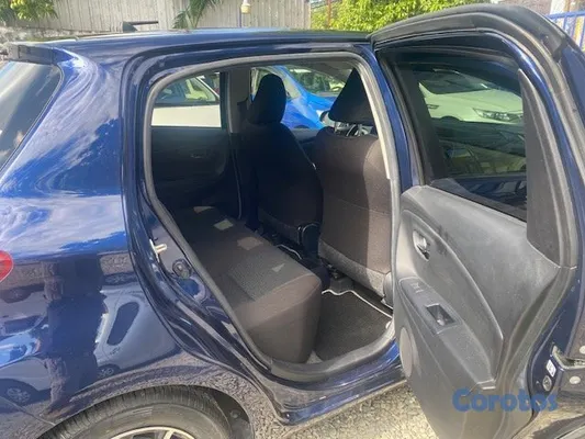 carros - Toyota, Vitz, Año:2020 10