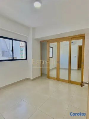 apartamentos - Apartamento en alquiler (140mt2) de 3 habitaciones en el sector Evaristo Morales 8