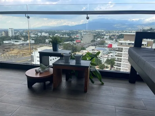 apartamentos - Apartamento en piso alto de venta en La Esmeralda 7