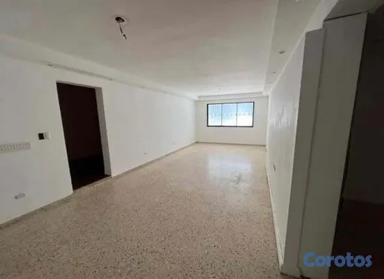 oficinas y locales comerciales - Alquiler Local en Naco 4