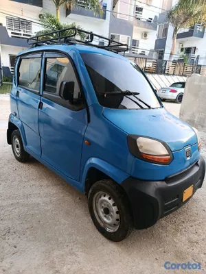 otros vehiculos - BAJAJ QUTE AZUL EN BAYAHÍBE – RD$180,000 8