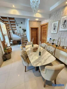 Penthouse en venta de tres niveles 