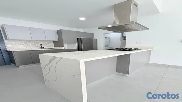 apartamentos - Apartamento en Naco con L/B 4