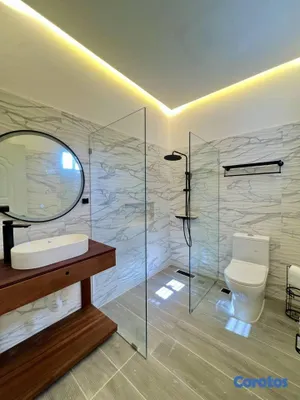 casas - Casa de 4 habitaciones 3 baños en alquiler en Viej 15