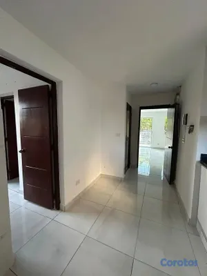apartamentos - AV. INDEP. 3 HABS. 2 BAÑOS. 1 PARQUEO 8