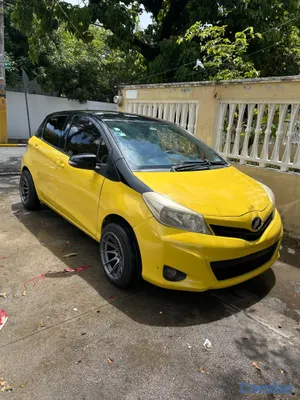carros - Toyota vitz 2013. 6
