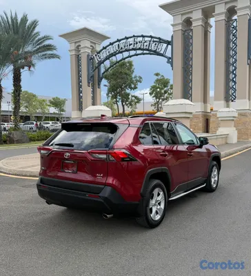 jeepetas y camionetas - Toyota rav4 2021 xle clean carfax  7