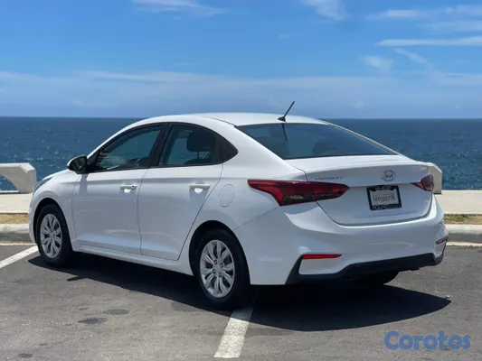 carros - Hyundai Accent SE 2021  3