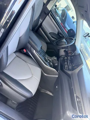 jeepetas y camionetas - Toyota higlander le 2021 clean carfax  5