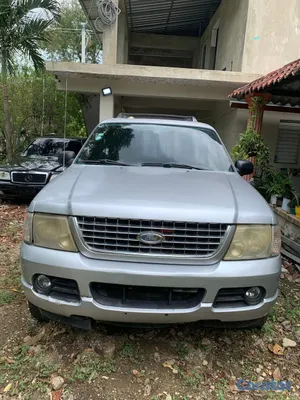 jeepetas y camionetas - Ford Explorer 2005tres filas de asientos 4x4son run está en gas inyección y⛽  6