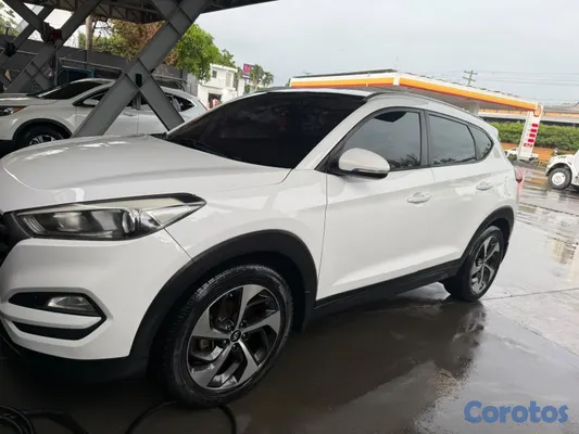 jeepetas y camionetas - HYUNDAI TUCSON 2016 MOTOR DOCH 🔥 7