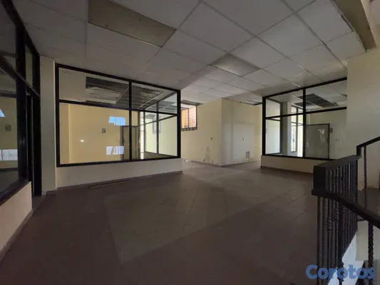 otros inmuebles - Edificio de 3 Niveles en Venta en el Centro de San 9