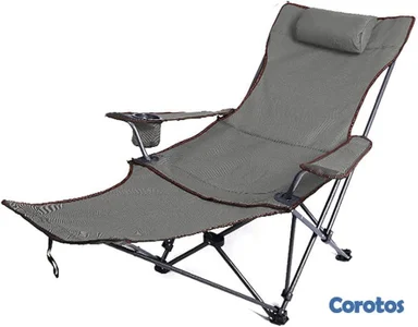 Silla plegable con reposapiés perfecta para viajes