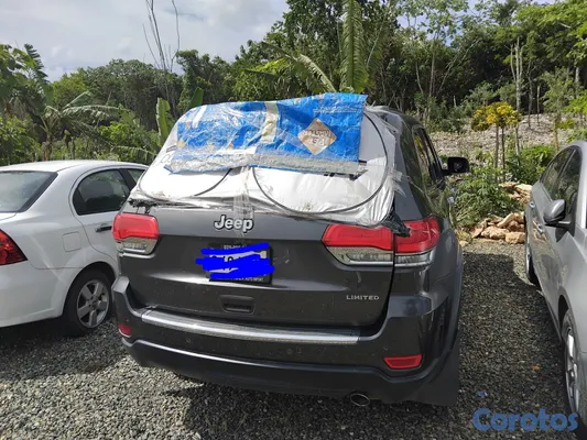 jeepetas y camionetas - JEEP GRAND CHEROKEE LIMITED 5