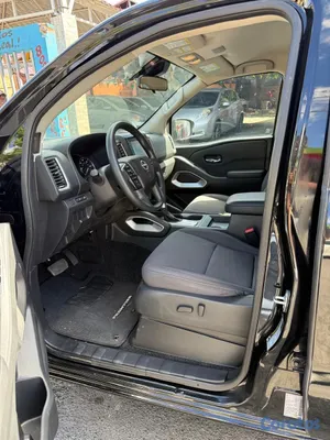 jeepetas y camionetas - Nissan Frontier SV 2023 6