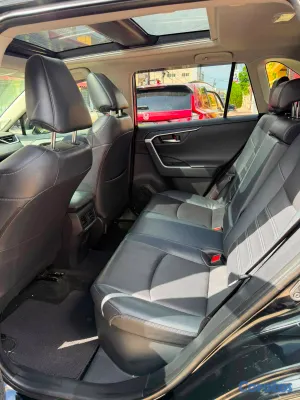 jeepetas y camionetas - Toyota RAV4 Hybrid Limited 2020 Full 7