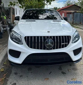 VENDO MERCEDES BENZ AMG 43 GLE  EXCELENTES CONDCIONES
