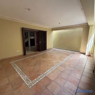casas - Vendo hermosa casa de dos niveles en San Geronimo, Distrito Nacional. 13