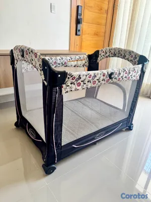 muebles - Corral Graco con colchón  4