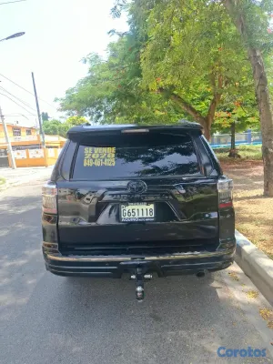 carros - 🚘 Toyota 4Runner Negra en Venta 🔥 ¡Elegancia, lujo 7