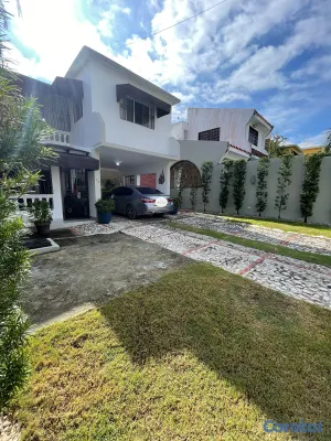casas - VENDO HERMOSA CASA DE DOS NIVELES, URBANIZACIÓN PU 13