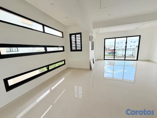 apartamentos - venta de apartamento 4to nivel en la autopista de san isidro con 104mts  10