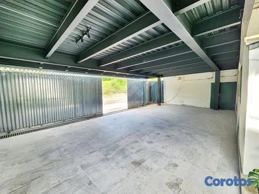 oficinas y locales comerciales - LOCAL NUEVO PARA OFICINA ESTRENAR LOS CERROS DE GU 9