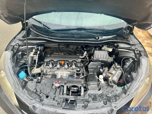 jeepetas y camionetas - se vende HRV. somos Diler  7