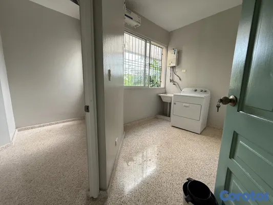 apartamentos - APARTAMENTO REMODELADO EN VENTA EN BELLA VISTA, PR 11