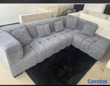 mueble elegante disponible 