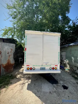 camiones y vehiculos pesados - Daihatsu Delta Cara
Ancha Furgón 8