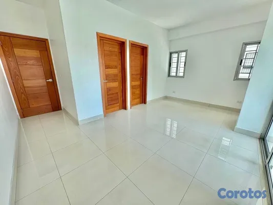 apartamentos - vendo segundo nivel la Julia dos habitaciones 2.5 baños dos parqueos dos balcone 9