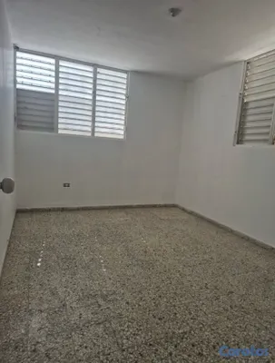 casas - CASA EN VENTA EN KM. 9 DE LA AV. INDEPENDENCIA  5