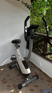 Bicicleta estacionaria 