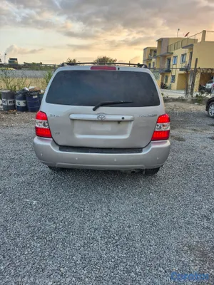 jeepetas y camionetas - Toyota Highlander 4x2 2001  4