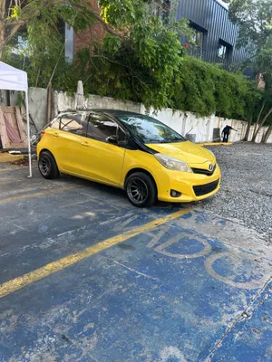carros - Toyota vitz 2013. 5