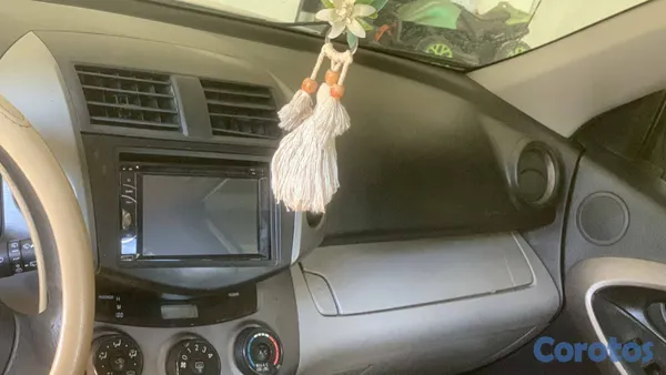 jeepetas y camionetas - Toyota Rav4 11