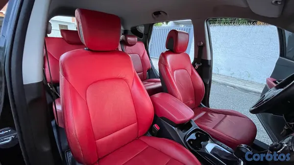 jeepetas y camionetas - Hyundai Santa Fe 16 Motor DOHC 8