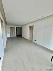 ALquiler de 2 habitaciones con baños / balcón hab servicio US 1600