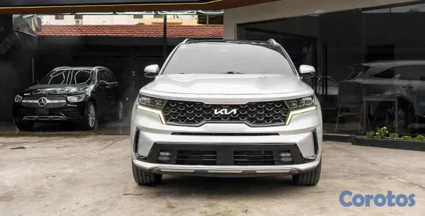 jeepetas y camionetas - KIA SORENTO LIMITED AWD 2023 | 2.5 TURBO | 4 CILIN 3