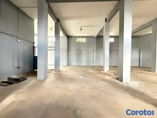 oficinas y locales comerciales - Nave en Alquiler  20