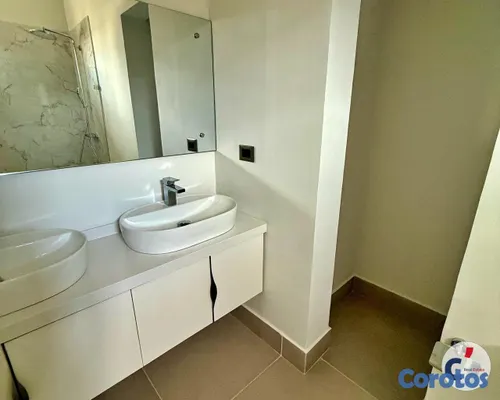 casas - Moderna Villa Nueva de 3 Habitaciones con Piscina  12