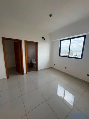 apartamentos - alquiló renacimiento piso 6 dos habitaciones 2.5 baños parqueo techado balcón  7